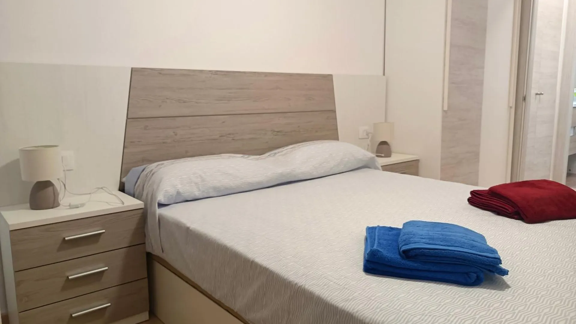 Casa Matteo-Modern Apartment With Pool Costa De Antigua