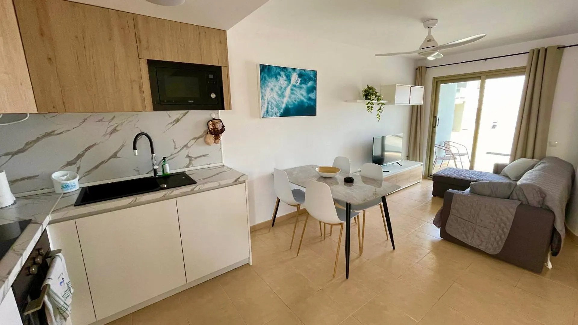 Casa Matteo-Modern Apartment With Pool Costa De Antigua