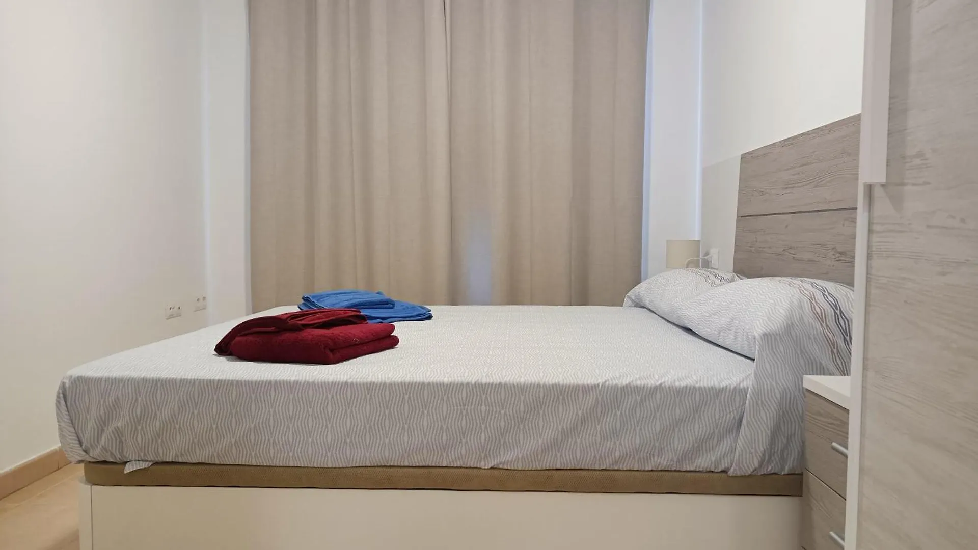 Casa Matteo-Modern Apartment With Pool Costa De Antigua