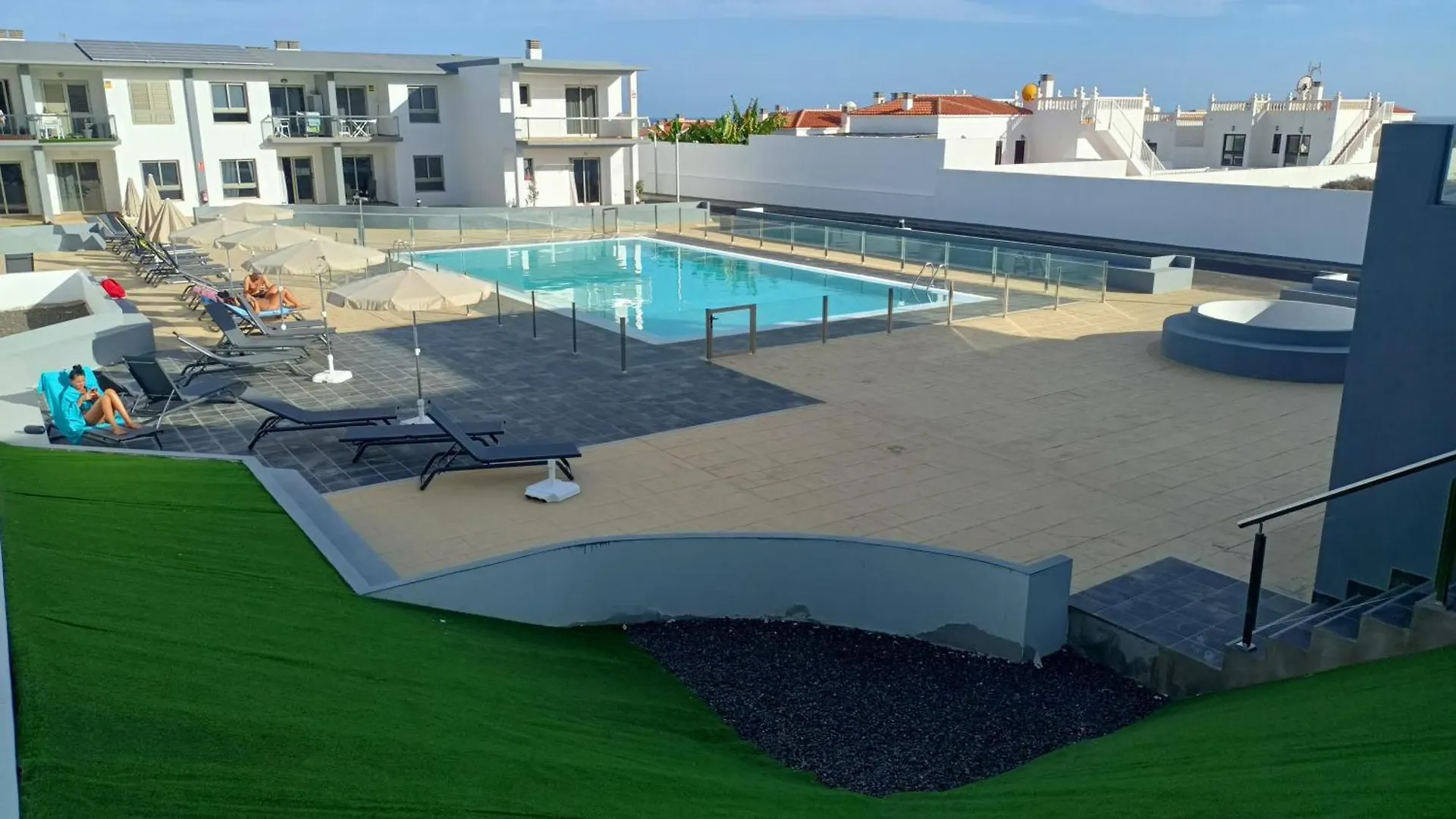Casa Matteo-Modern Apartment With Pool Costa De Antigua