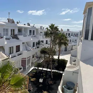 Ocean Sunrise Apartamento